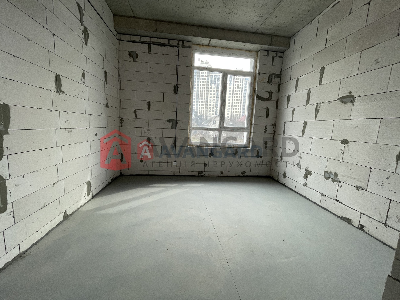 2 ��. ��������, 56,2/30/21,6 ��. �., 1/6 ������ ���� 5