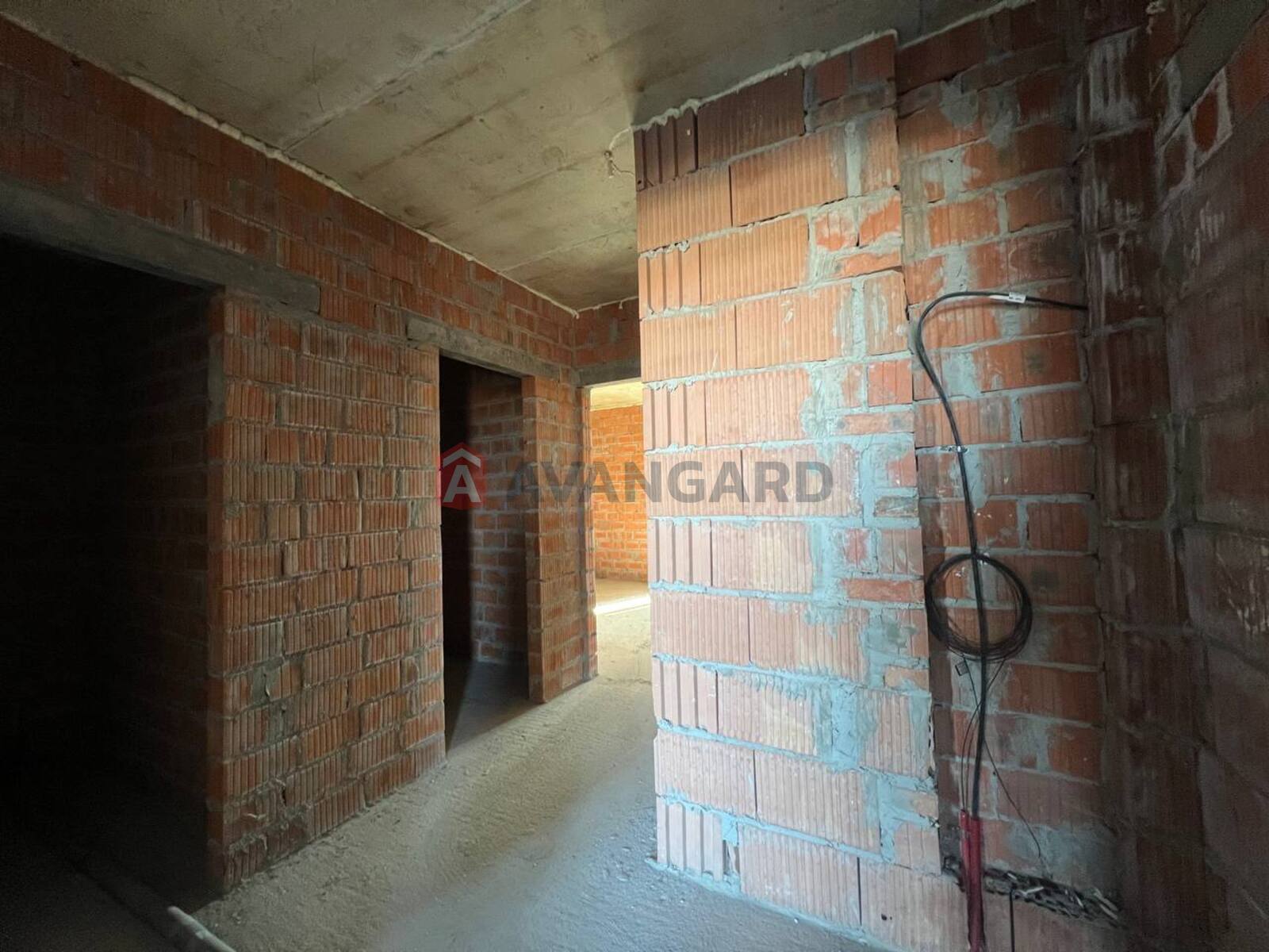 2 ��. ��������, 77.89/32/28 ��. �., 4/7 ������ ���� 11