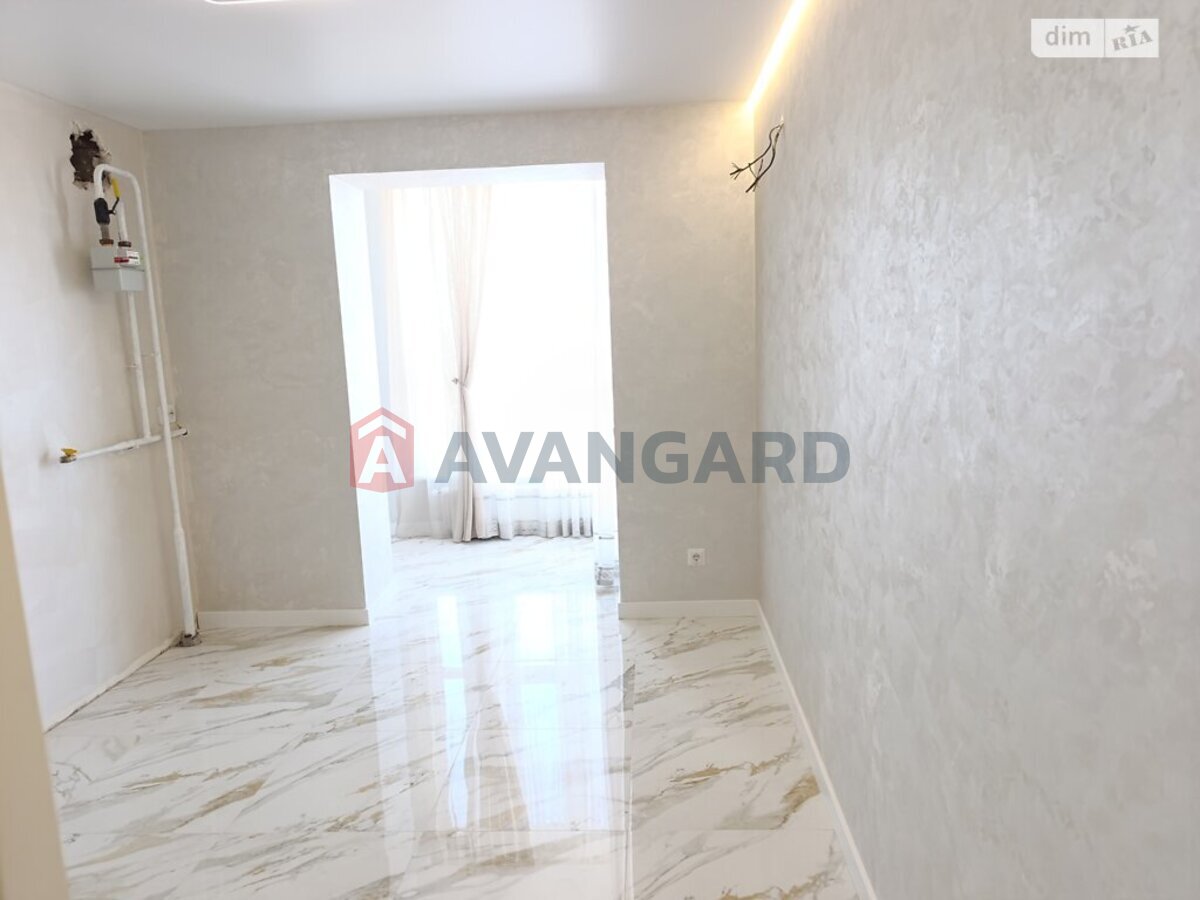 2 ��. ��������, 69/36/14 ��. �., 10/10 ������ ���� 6