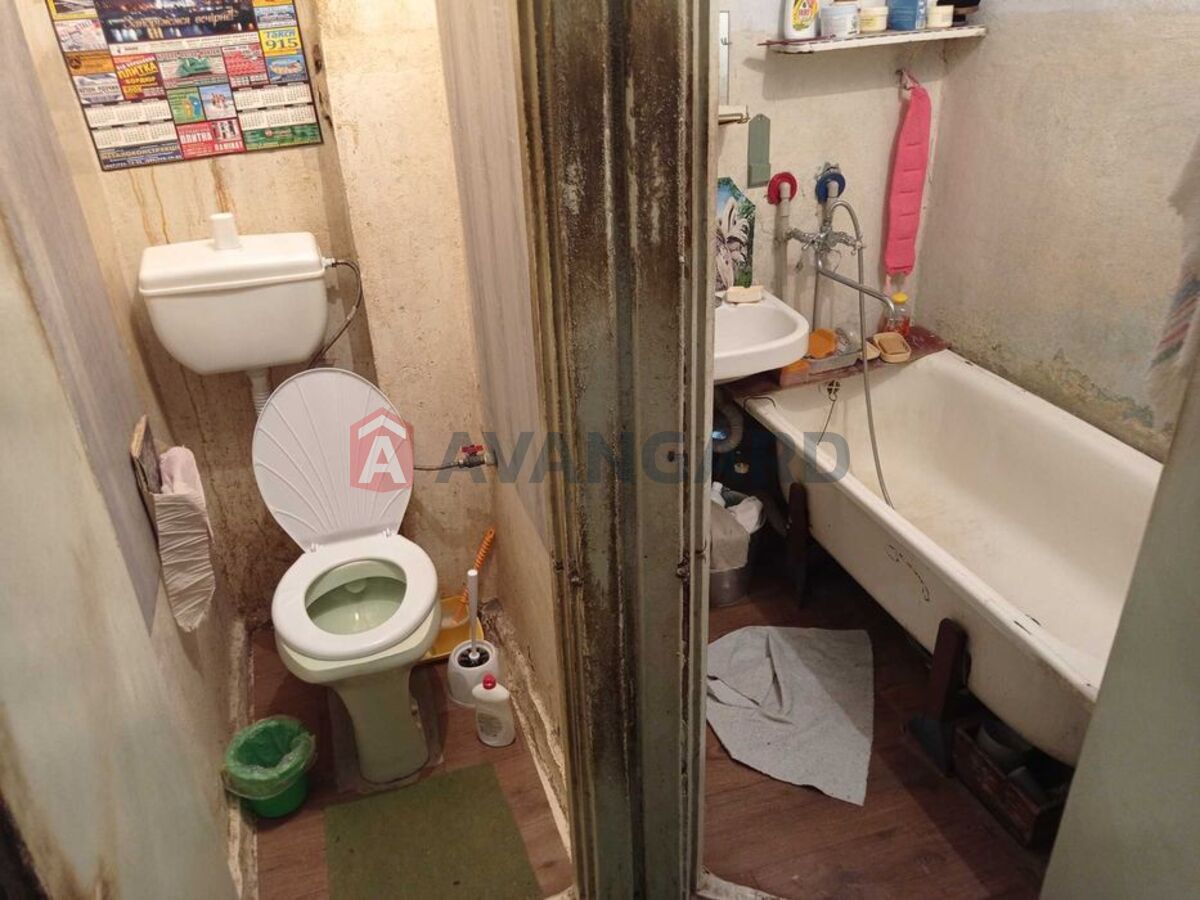 2 ��. ��������, 44/-/7 ��. �., 4/5 ������ ���� 9