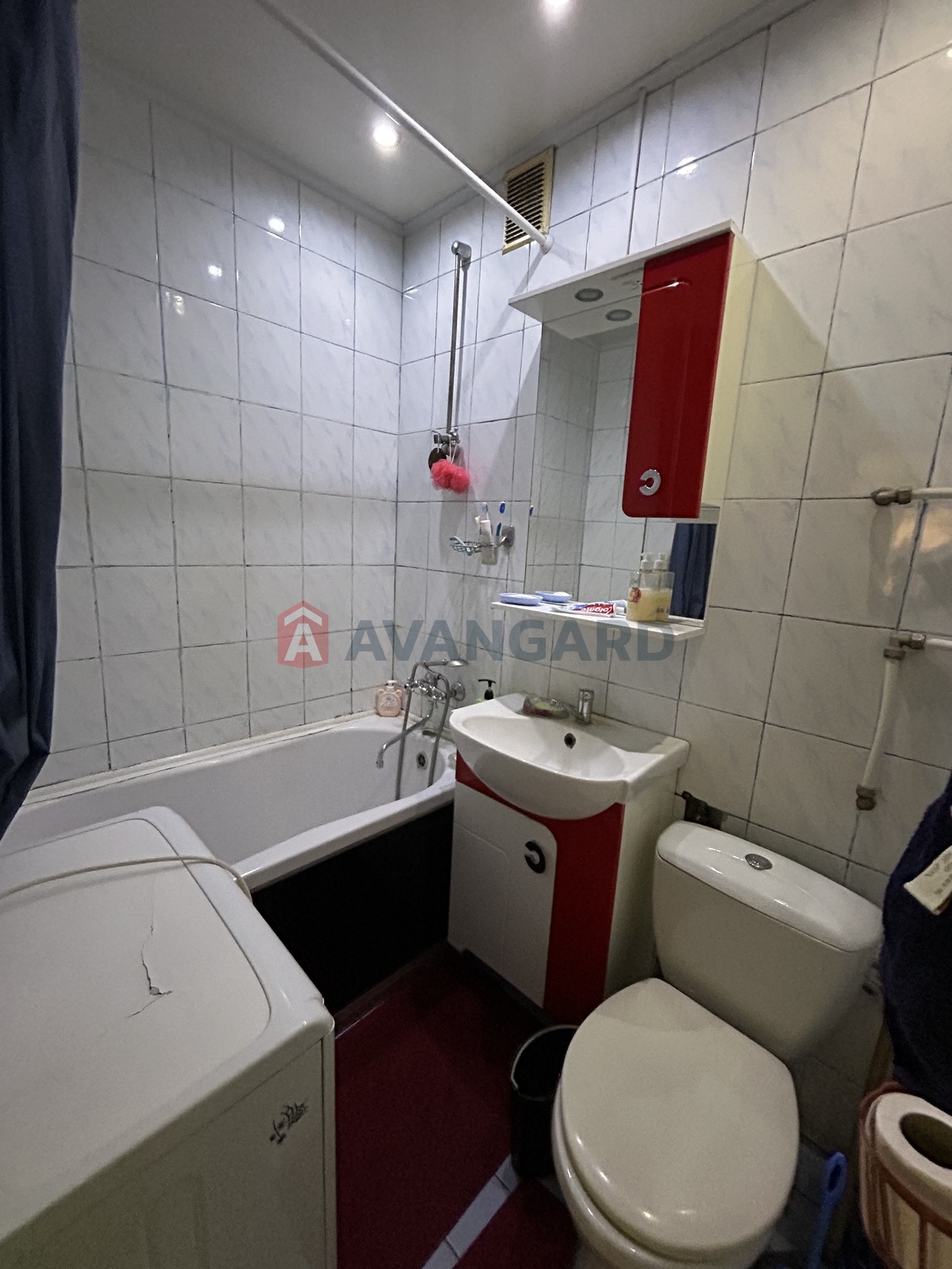 2 ����. ��������, 47/-/6 ��. �., 3/5 ���� ���� 9