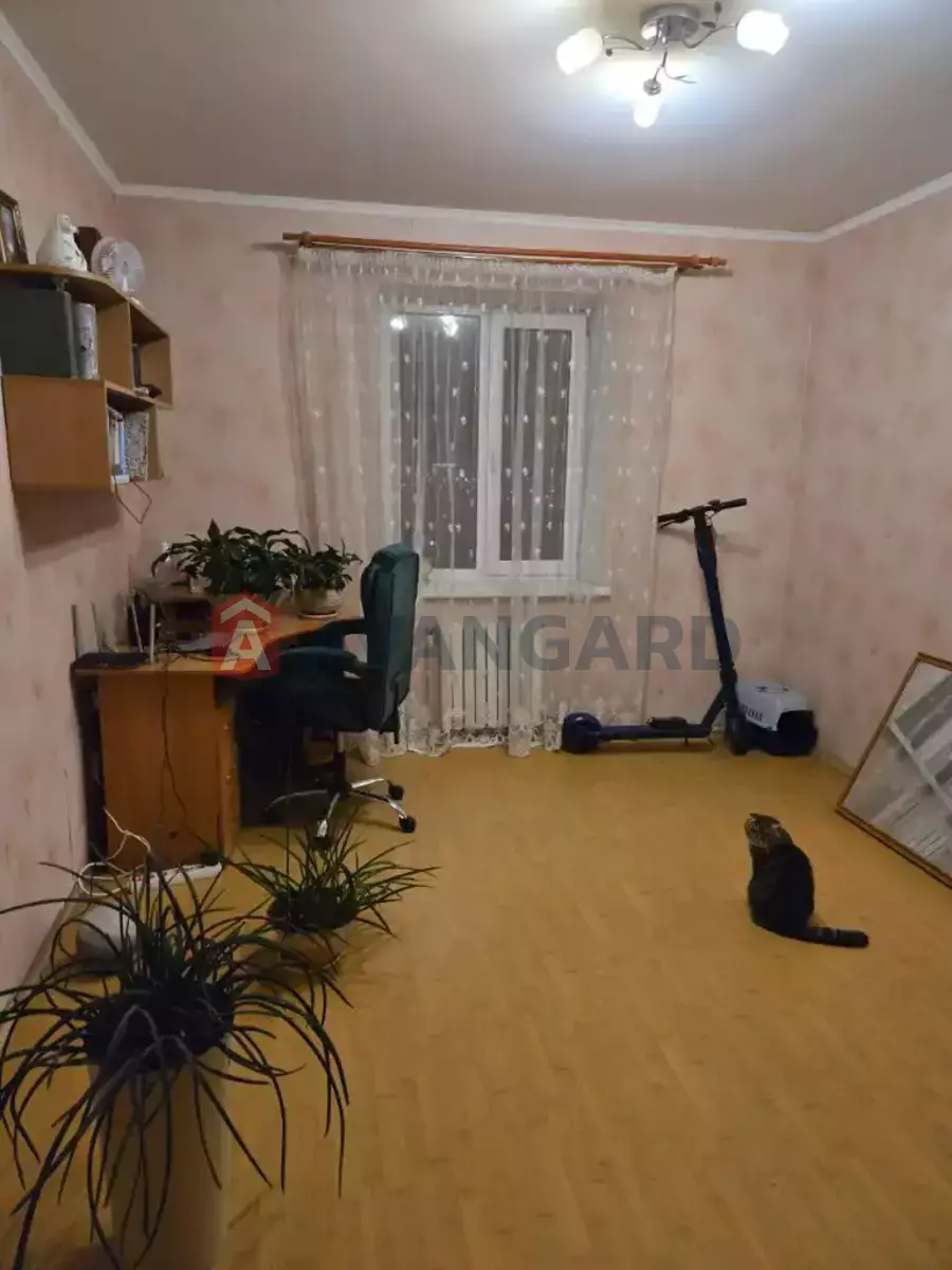 2 ��. ��������, 64/30/19 ��. �., 14/16 ������ ���� 5