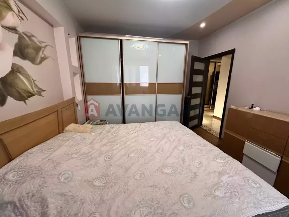 3 ��. ��������, 77/43/10 ��. �., 2/4 ������ ���� 13