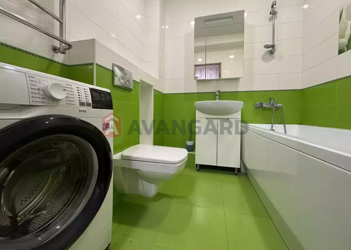 1 ��. ��������, 39/19/10 ��. �., 3/6 ������ ���� 11