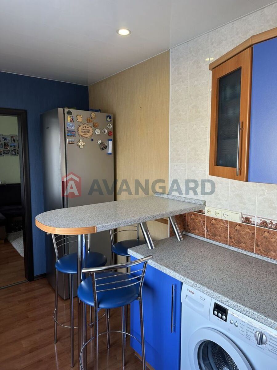 3 ��. ��������, 69/-/7 ��. �., 9/9 ������ ���� 12