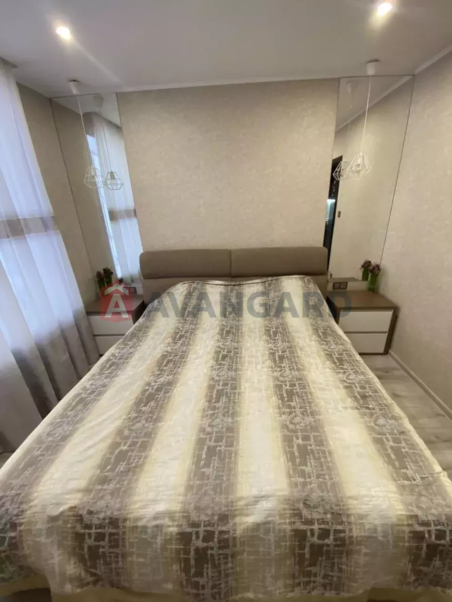 2 ��. ��������, 45/-/13 ��. �., 10/12 ������ ���� 8