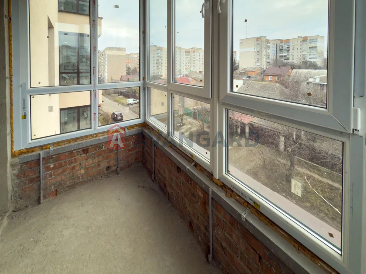 2 ��. ��������, 71/-/11 ��. �., 4/10 ������ ���� 18