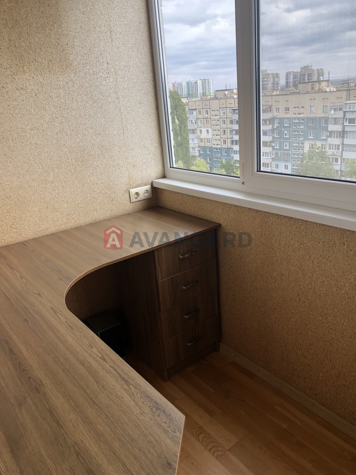 3 ����. ��������, 75/55/19 ��. �., 9/17 ���� ���� 14