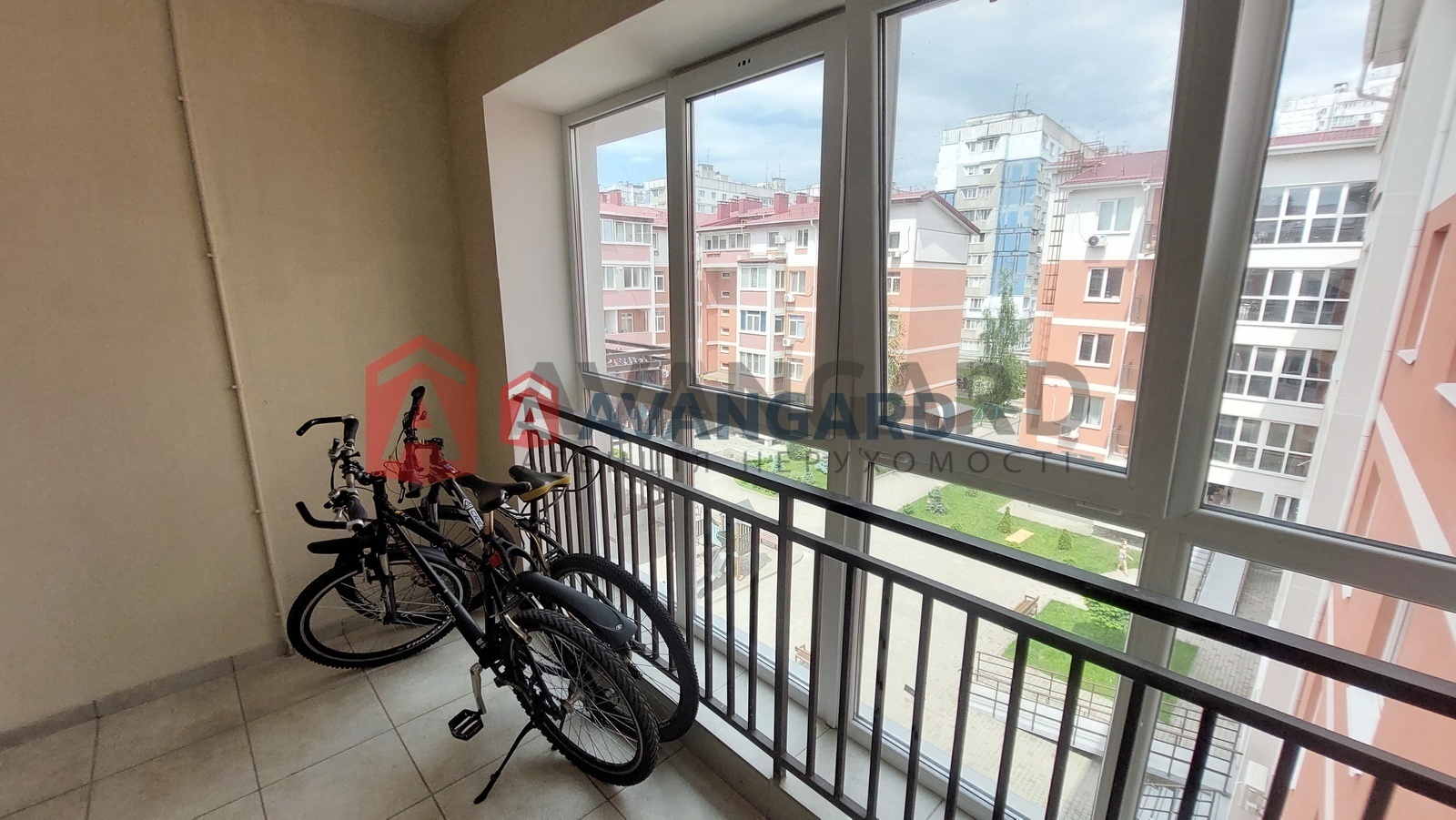 2 ����. ��������, 62/45/12 ��. �., 5/5 ���� ���� 5