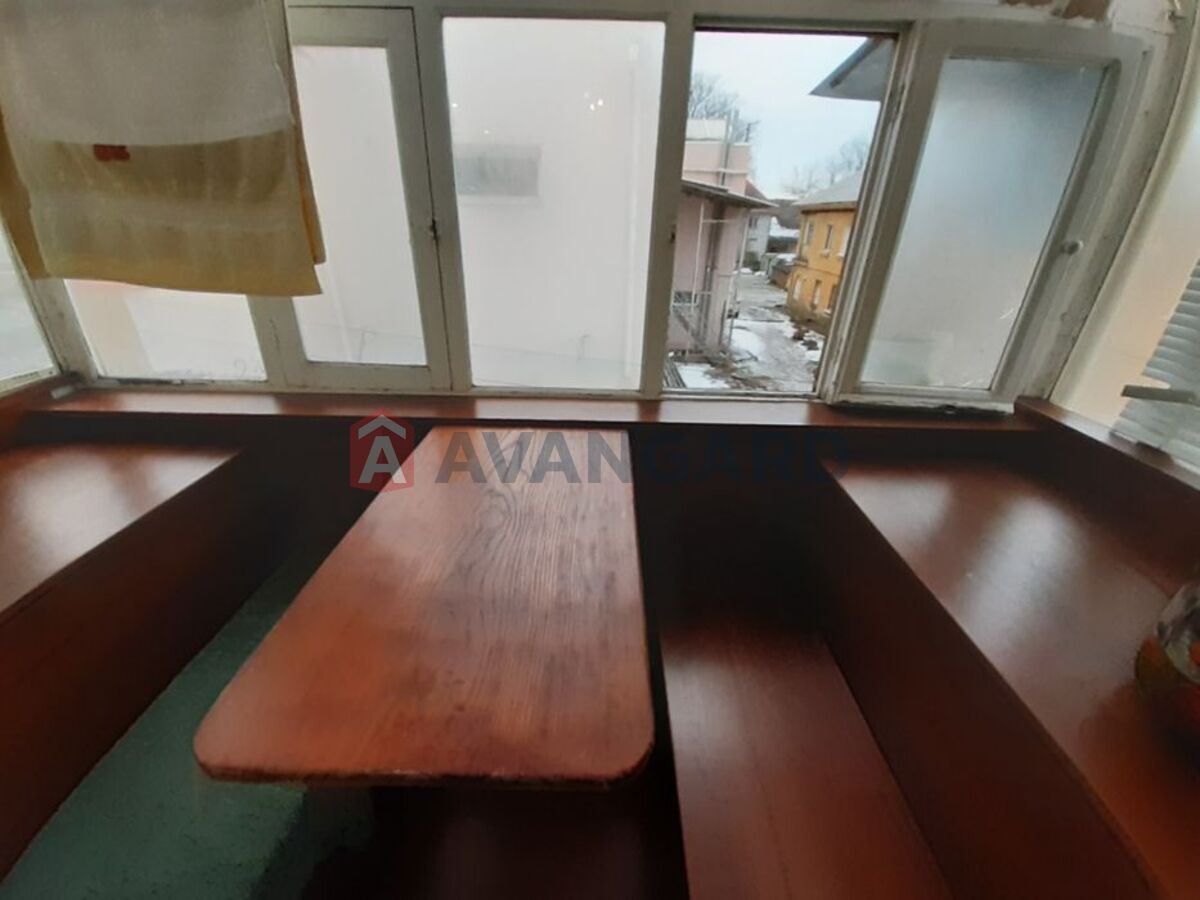 2 ����. ��������, 47/32/6 ��. �., 2/2 ���� ���� 7