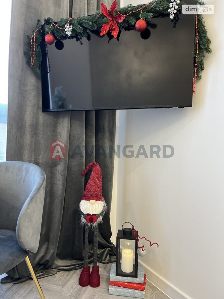 1 ����. ��������, 42/13/24 ��. �., 2/18 ���� ���� 5