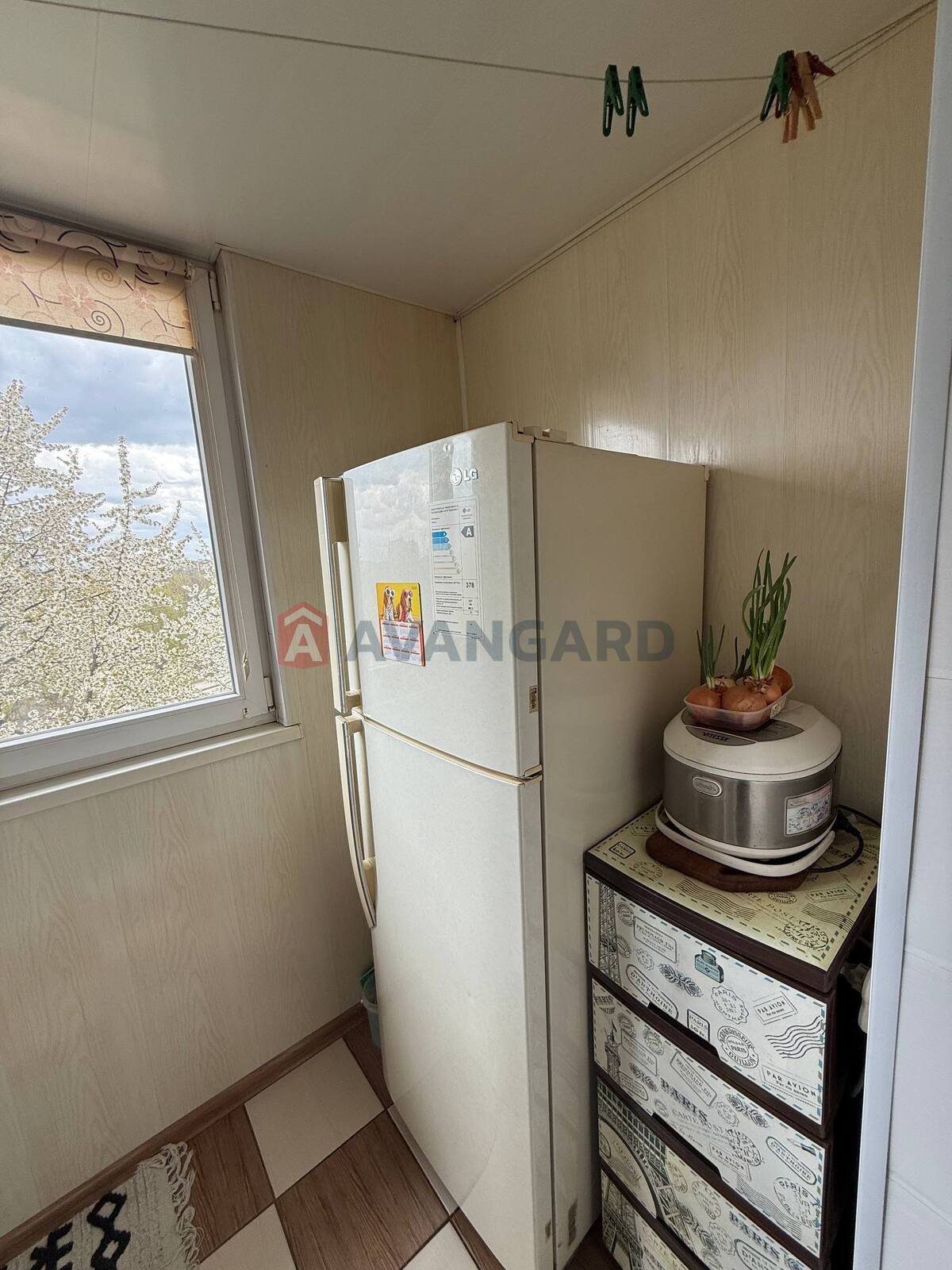 1 ��. ��������, 32/-/6 ��. �., 4/5 ������ ���� 12