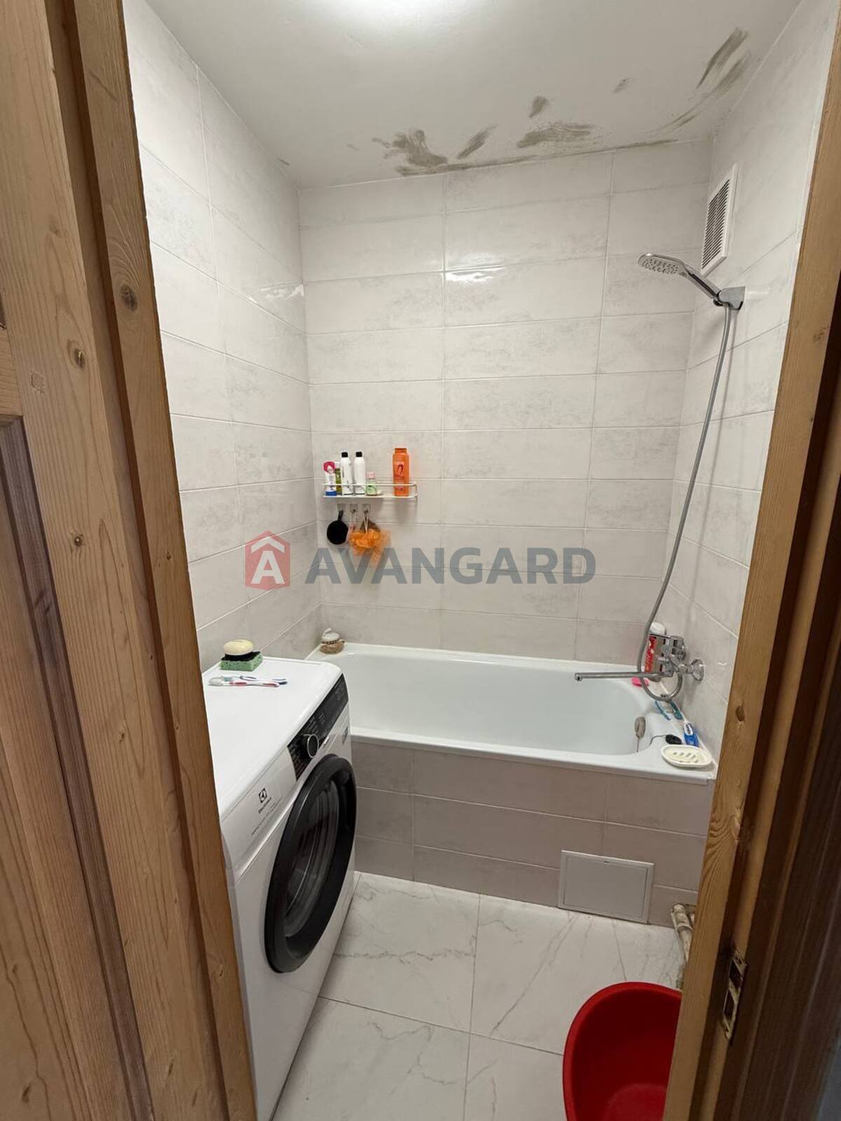 3 . , 66/-/9 . ., 6/9   16