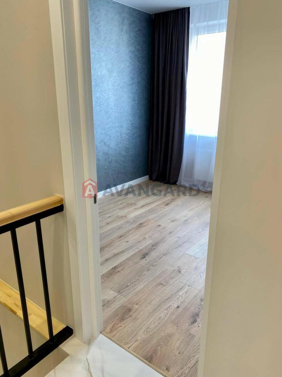 2 ��. ��������, 62/18/18 ��. �., 9/10 ������ ���� 14