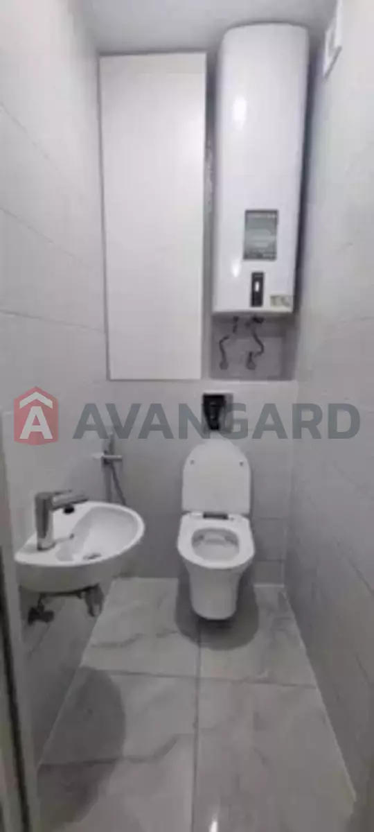 3 ��. ��������, 80/-/11 ��. �., 6/11 ������ ���� 14