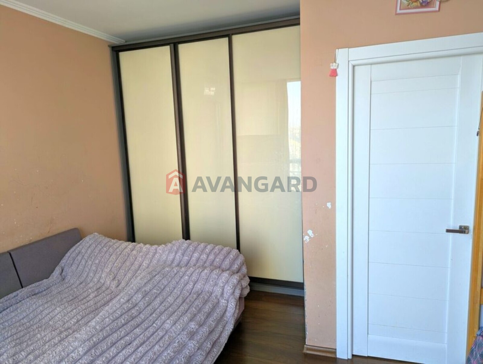 1 ��. ��������, 42/-/9 ��. �., 4/10 ������ ���� 1