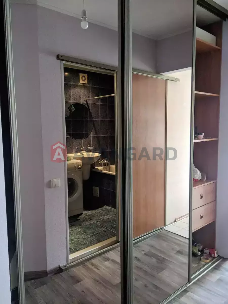 1 ��. ��������, 37/16/7 ��. �., 7/9 ������ ���� 8