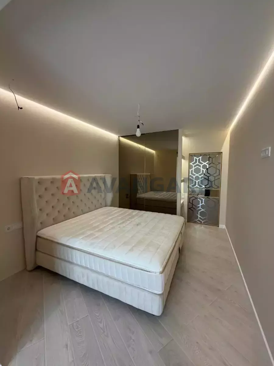 3 ��. ��������, 106/-/- ��. �., 10/18 ������ ���� 13