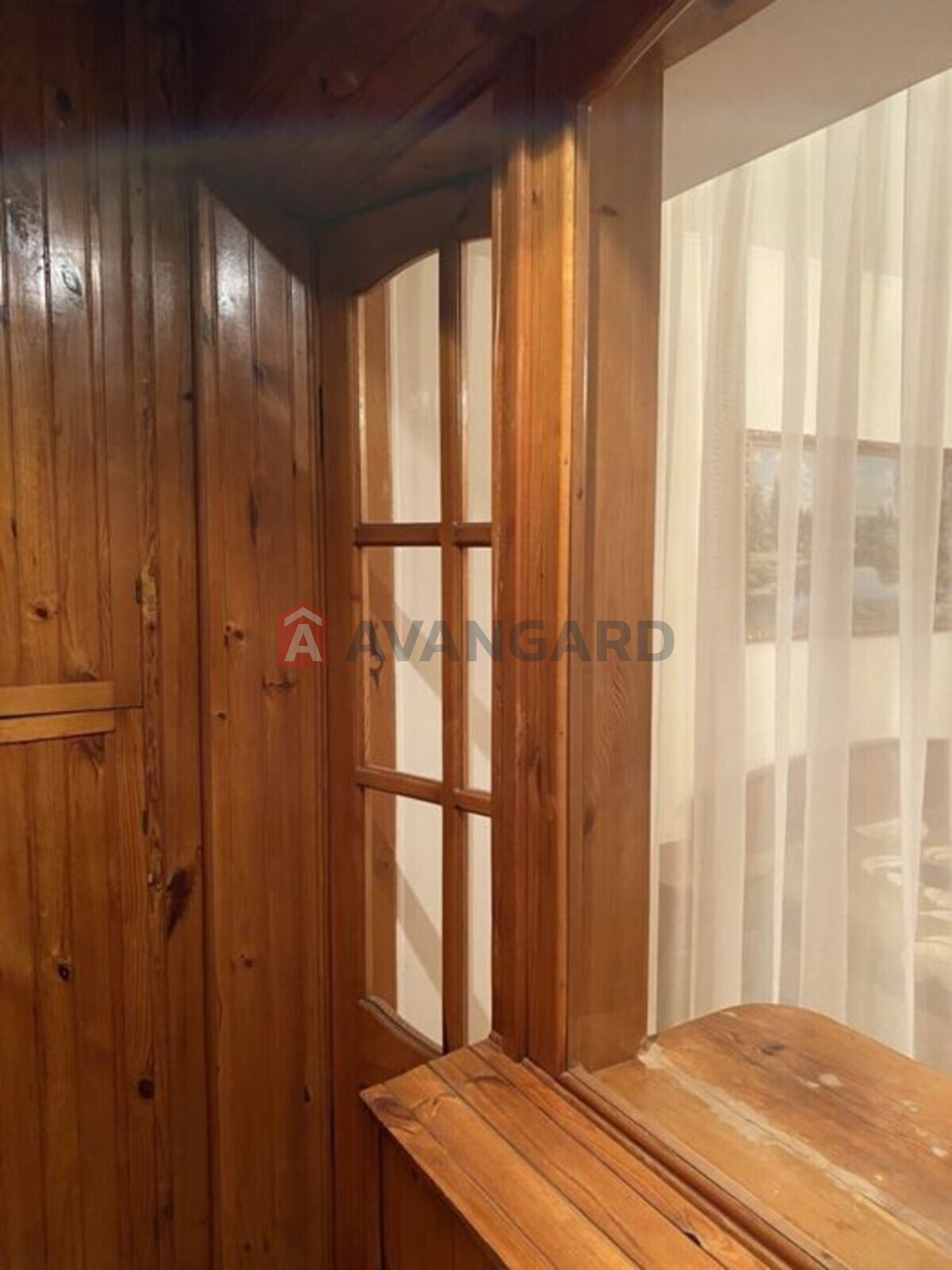 3 ��. ��������, 77/-/11 ��. �., 3/4 ������ ���� 14