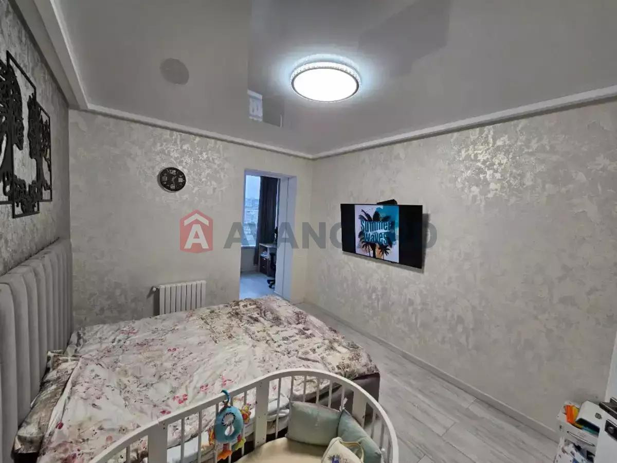 2 ��. ��������, 95/-/- ��. �., 9/11 ������ ���� 12