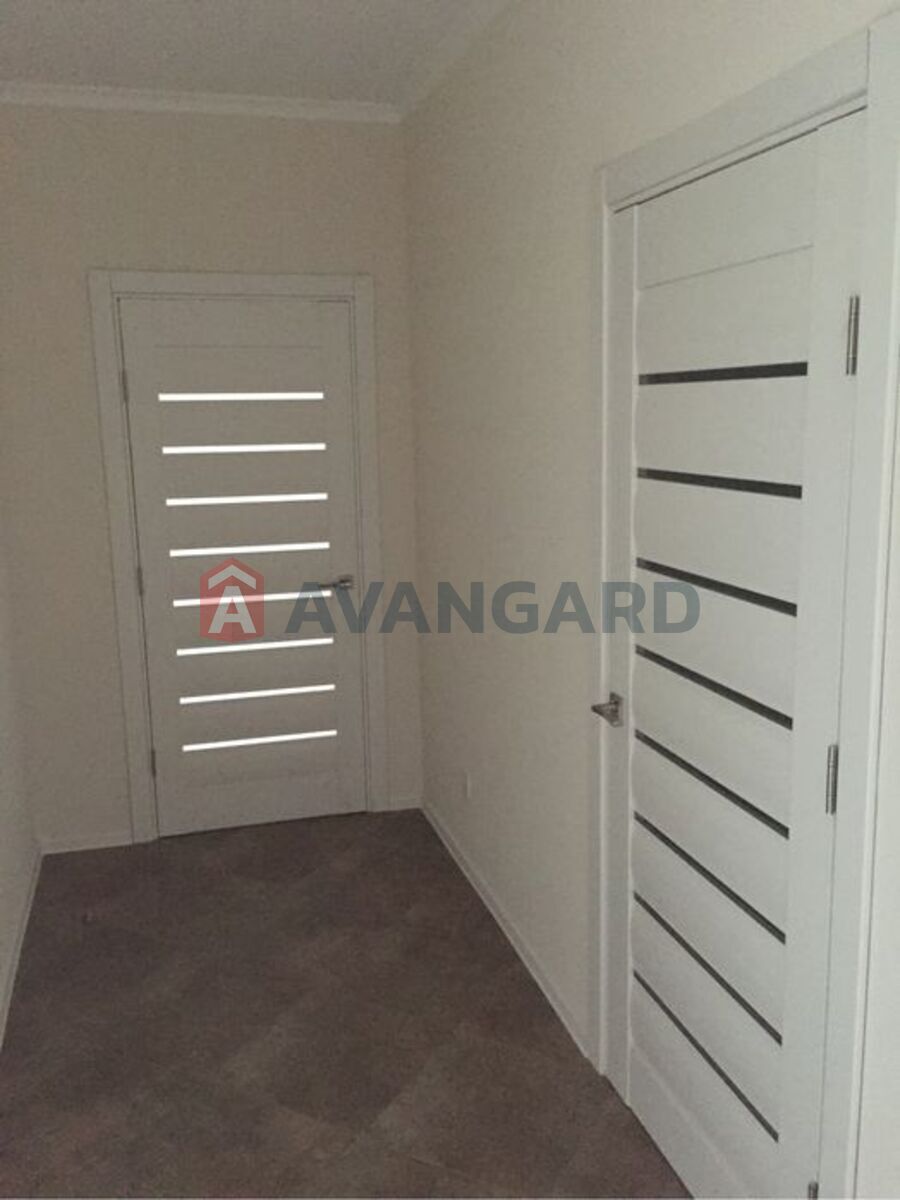 2 ��. ��������, 61/-/15 ��. �., 9/10 ������ ���� 5