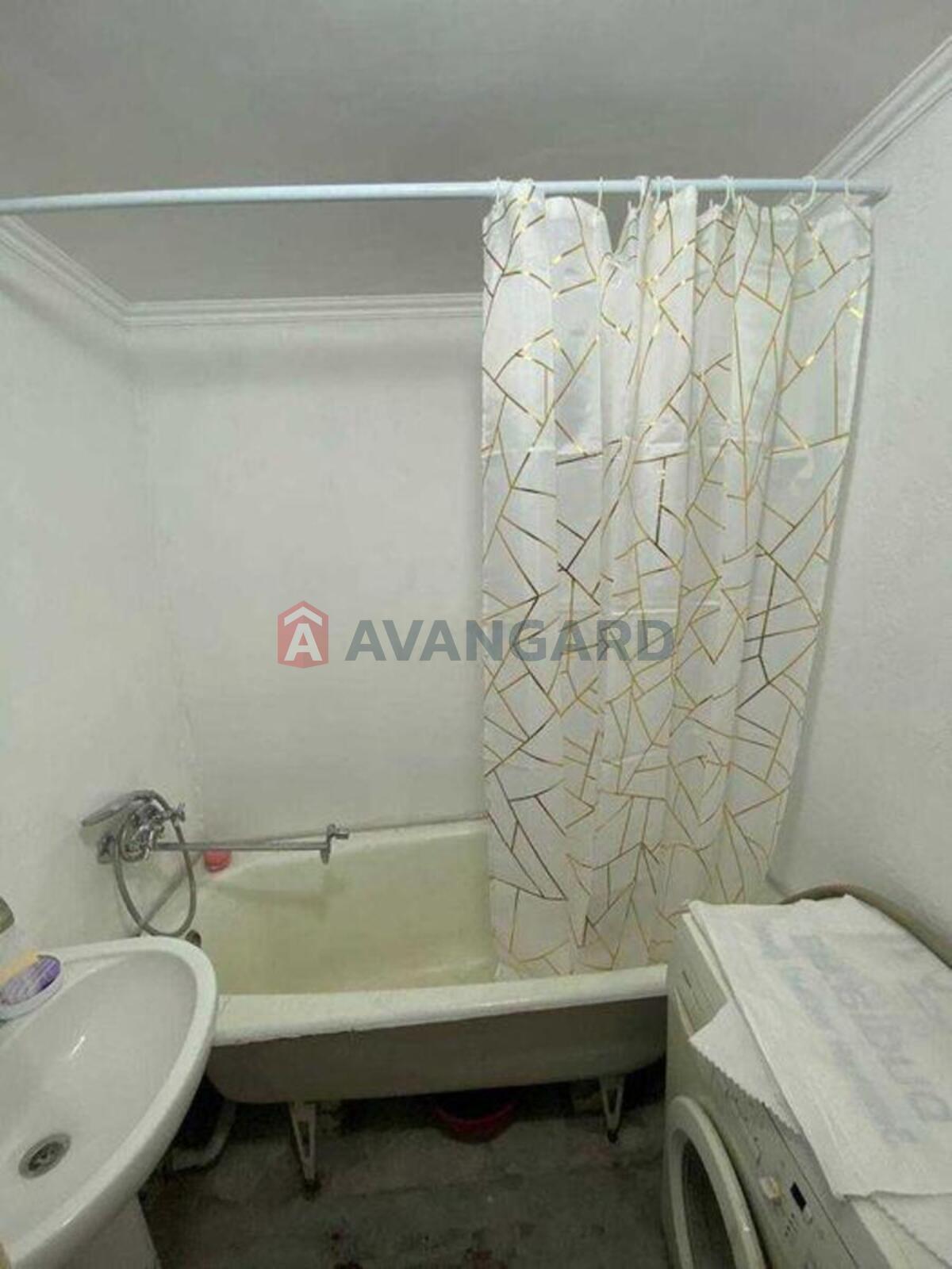 2 ��. ��������, 51/-/7 ��. �., 9/9 ������ ���� 7