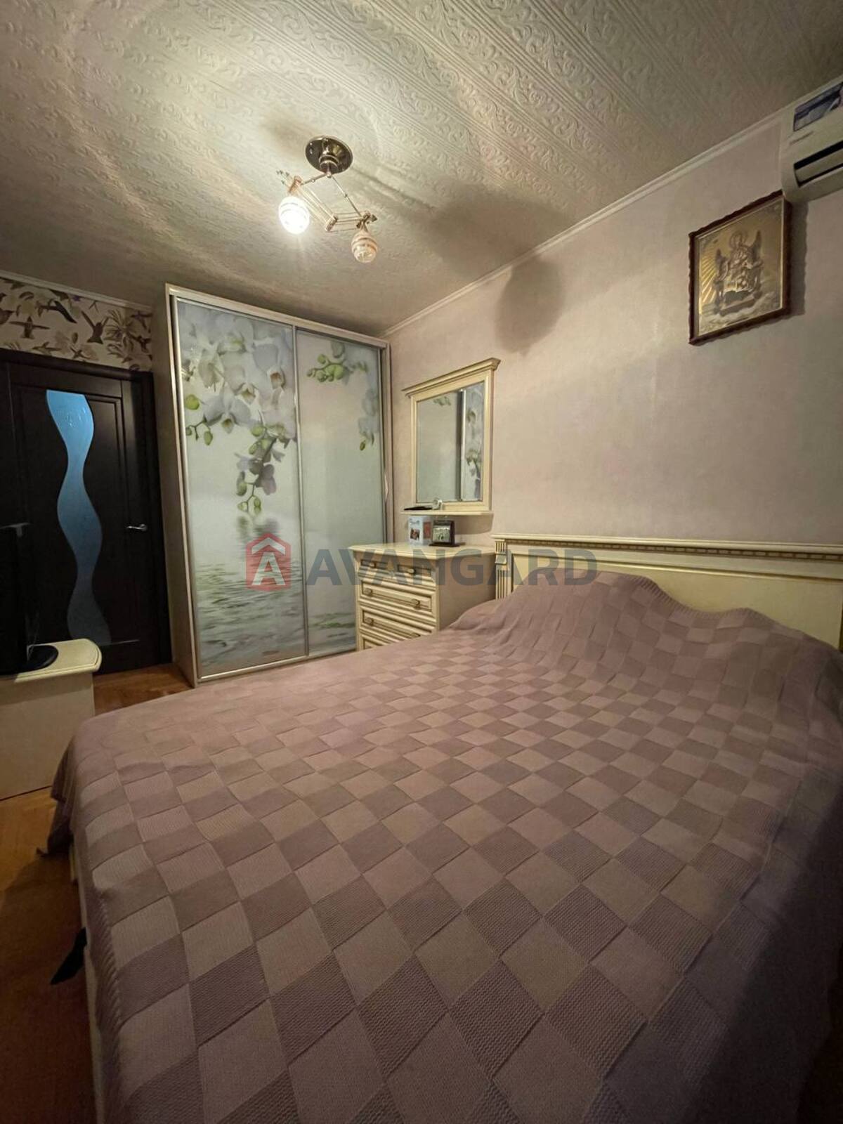 2 ����. ��������, 45/27/7,5 ��. �., 8/9 ���� ���� 7