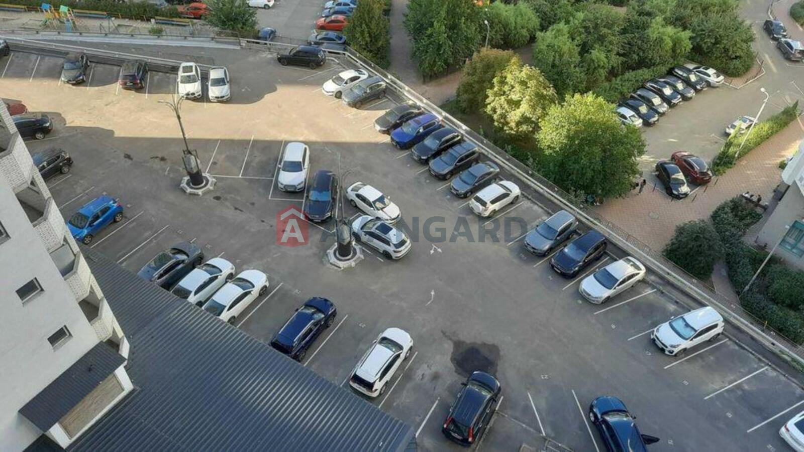 2 ��. ��������, 78/-/52 ��. �., 10/25 ������ ���� 11