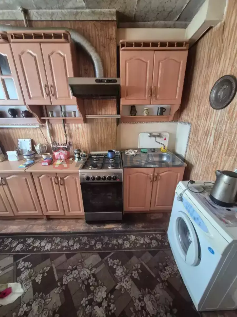 3 ����. ��������, 69/49/9 ��. �., 5/9 ���� ���� 7