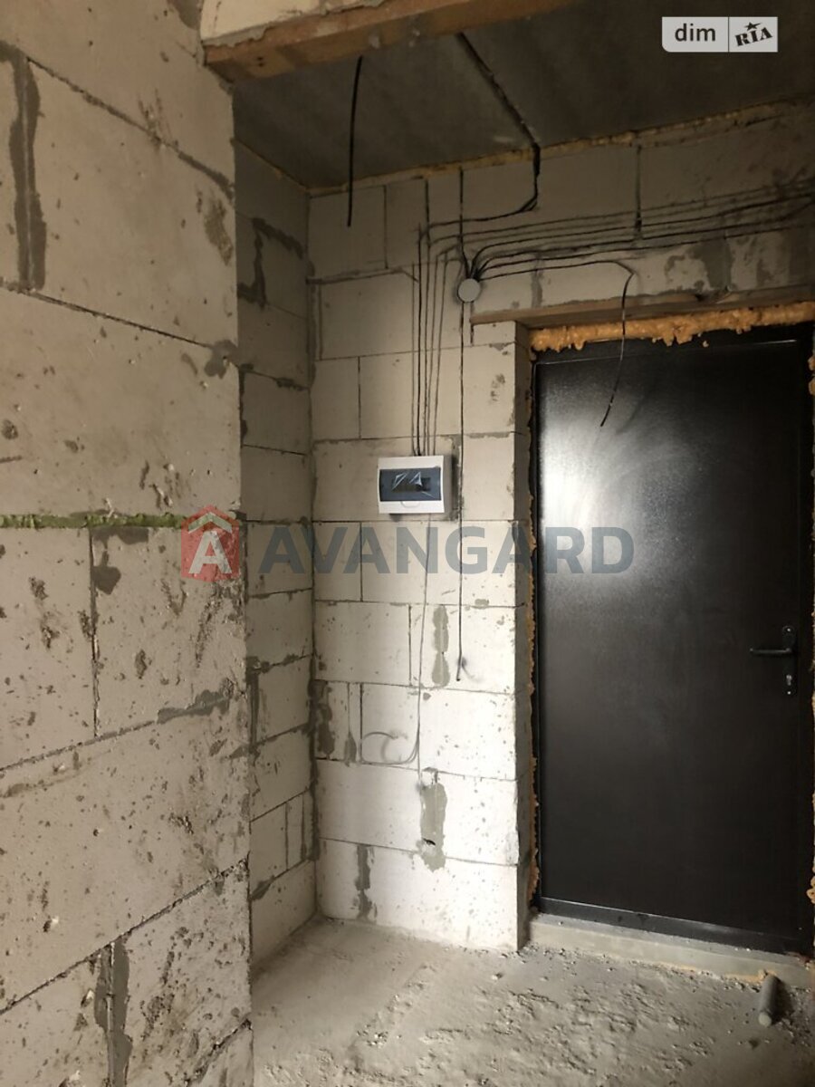 1 ��. ��������, 39/19/12 ��. �., 5/5 ������ ���� 6