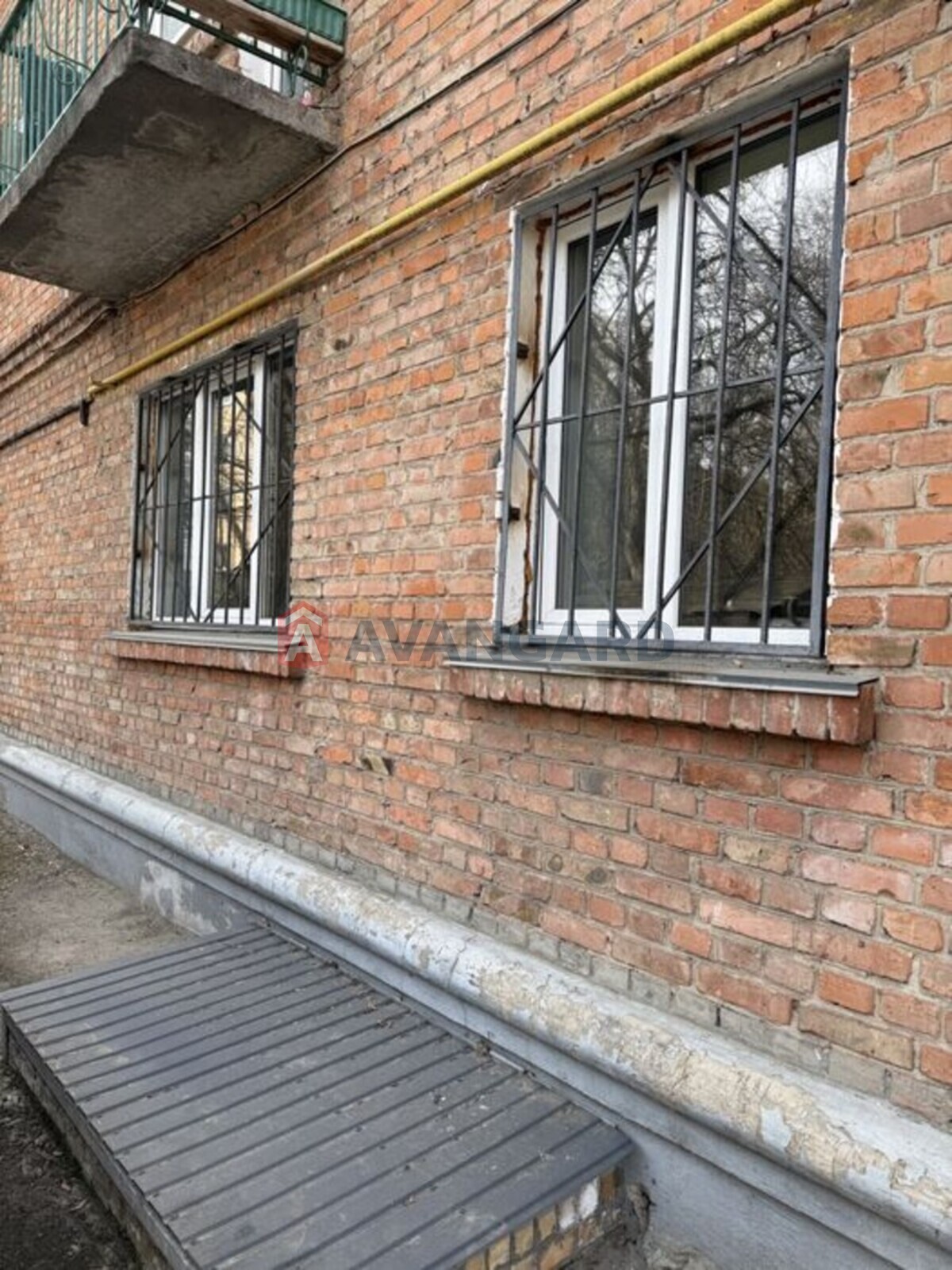 2 ��. ��������, 43/-/5 ��. �., 1/3 ������ ���� 10