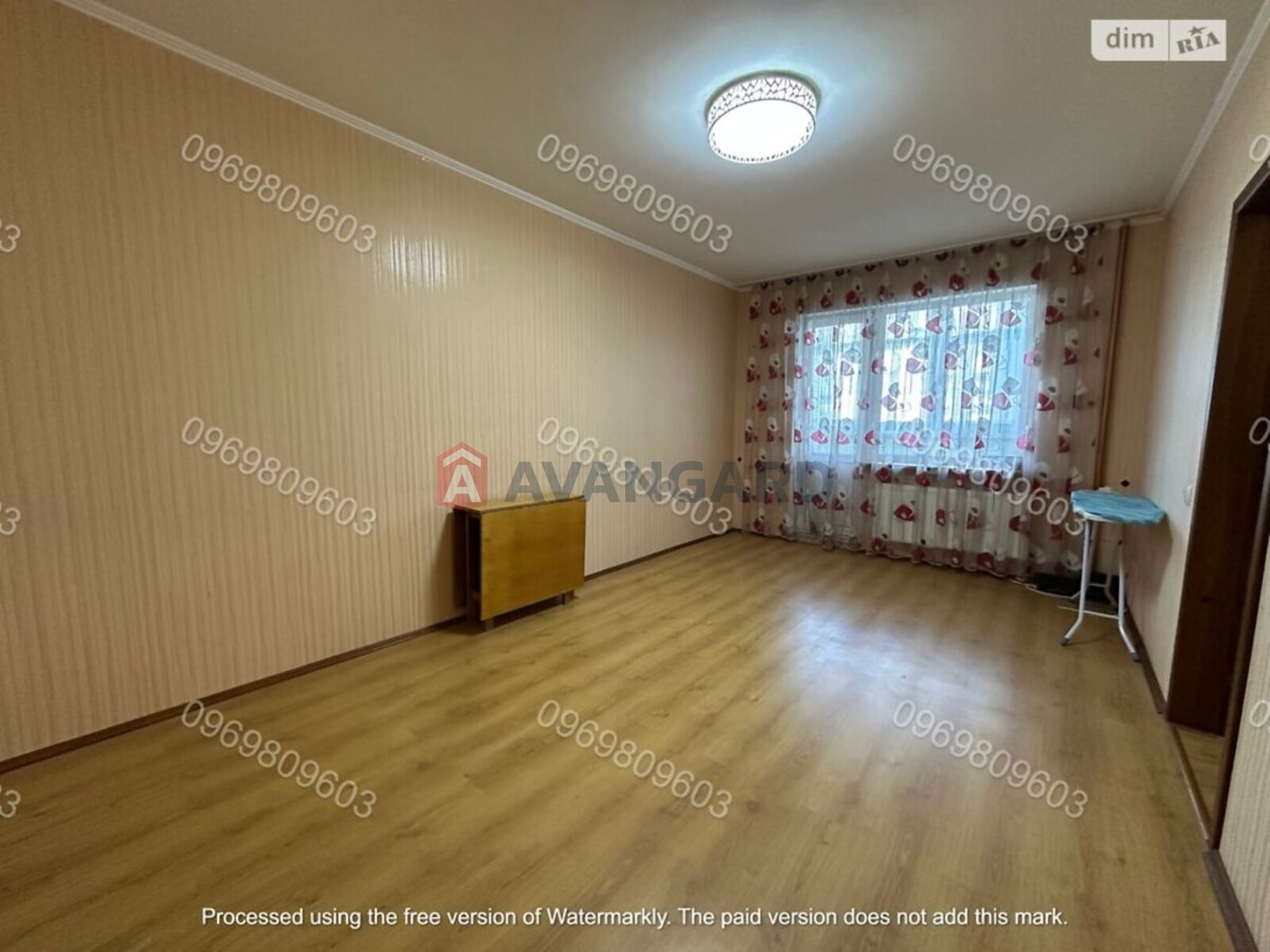 4 ��. ��������, 83/54/8 ��. �., 4/9 ������ ���� 24