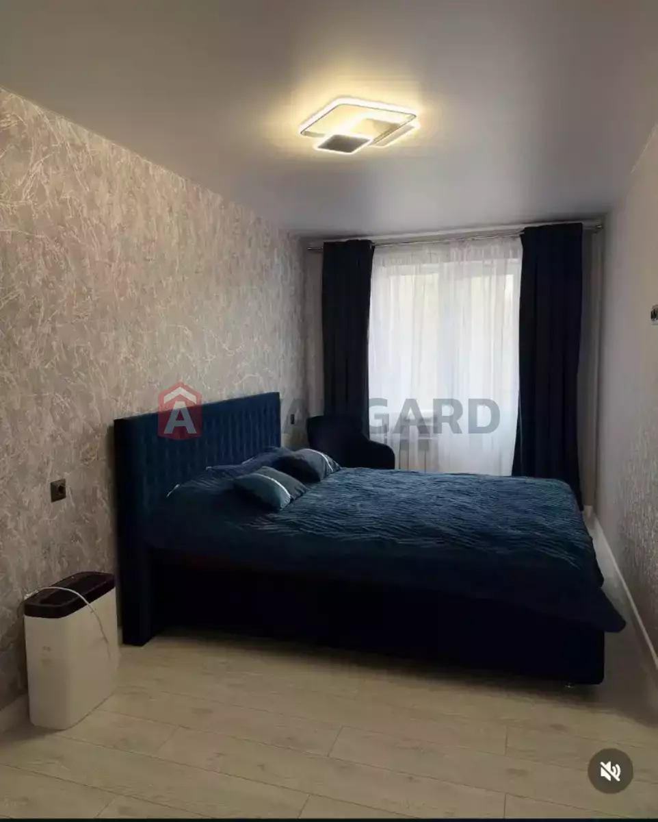 4 ��. ��������, 88/58/9 ��. �., 4/9 ������ ���� 3