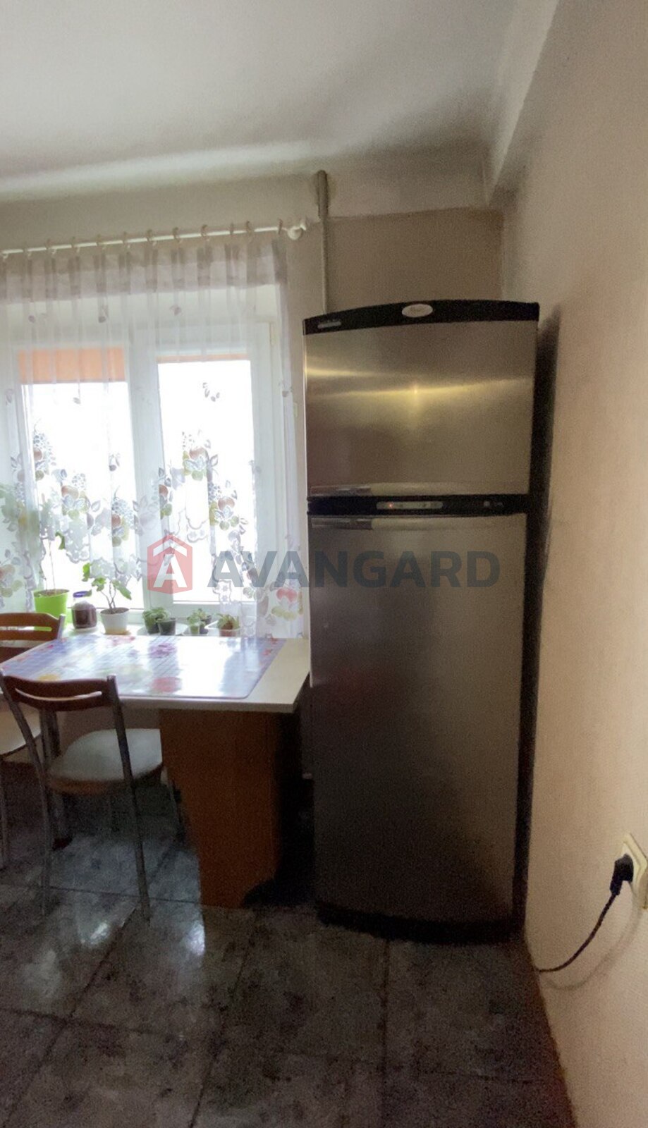 2 ��. ��������, 51/38/9 ��. �., 7/9 ������ ���� 4