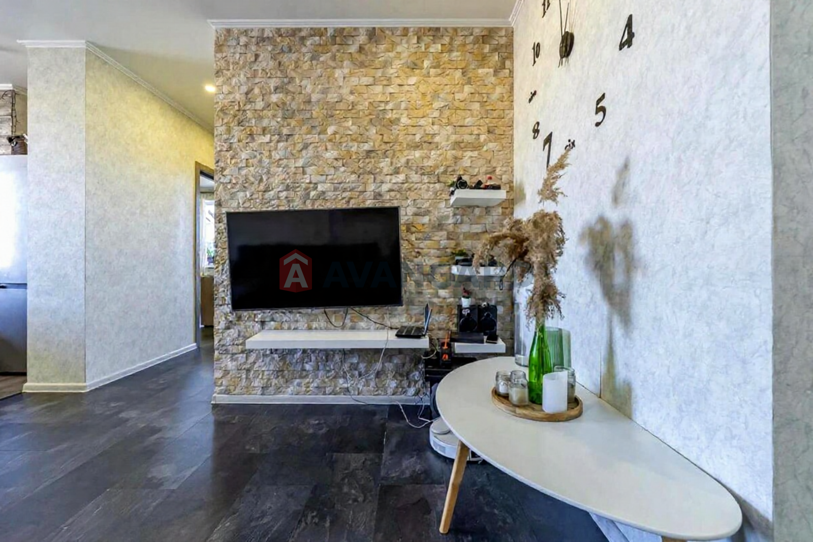 2 ��. ��������, 75/31/11 ��. �., 14/34 ������ ���� 6