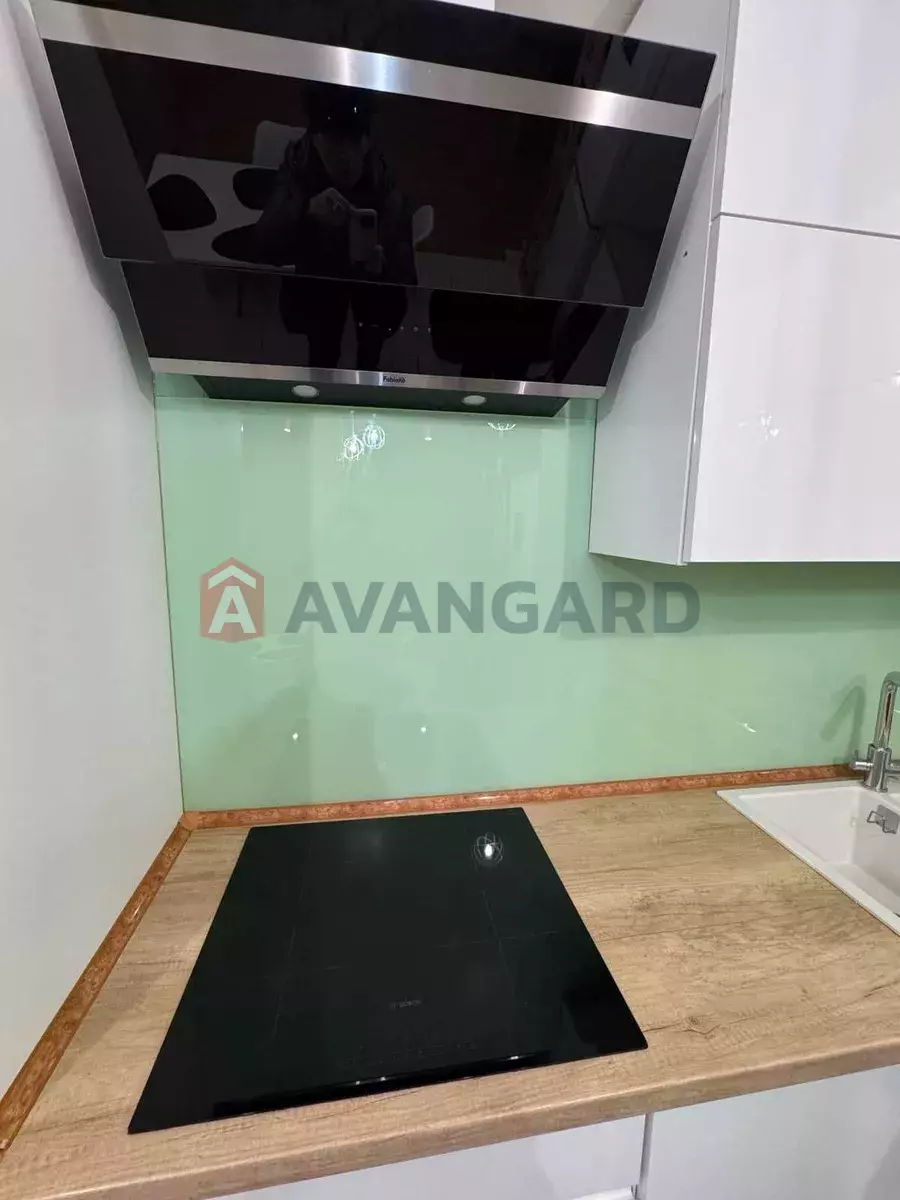 3 ����. ��������, 84/30/18 ��. �., 6/6 ���� ���� 4