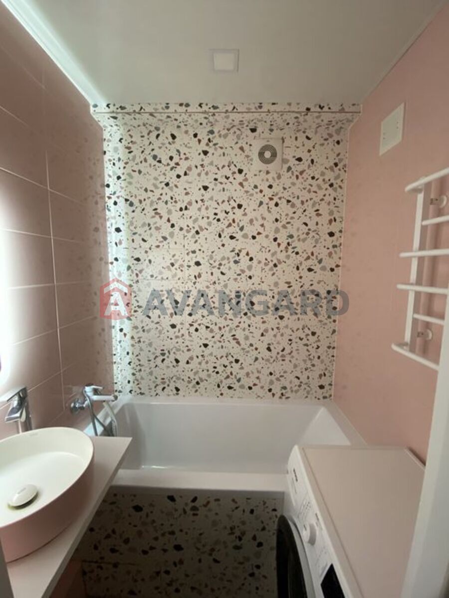 2 ��. ��������, 50/-/8 ��. �., 6/9 ������ ���� 1