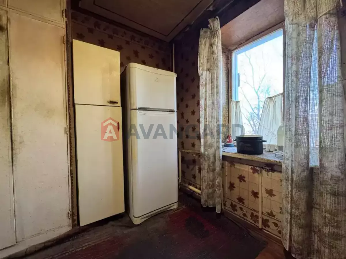 3 ��. ��������, 60/40/6 ��. �., 2/9 ������ ���� 18