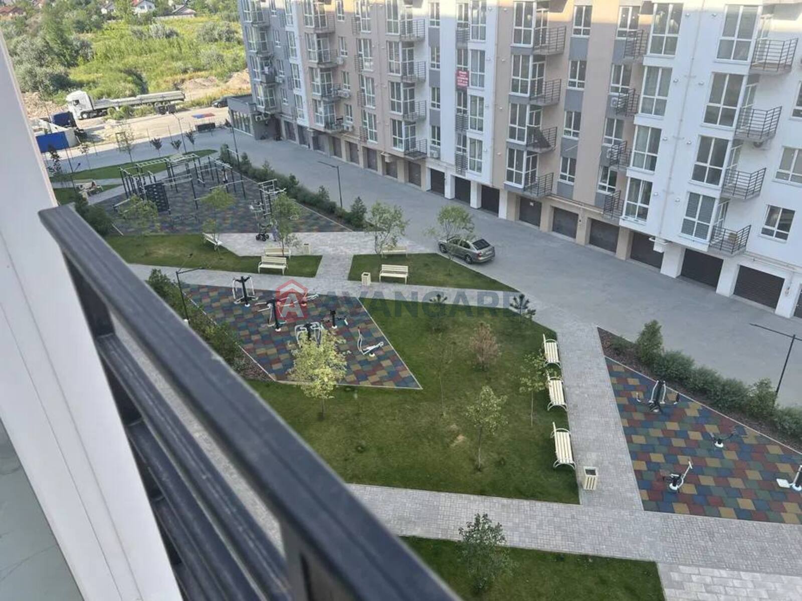 1 ��. ��������, 44,8/16,0/16,6 ��. �., 6/10 ������ ���� 16