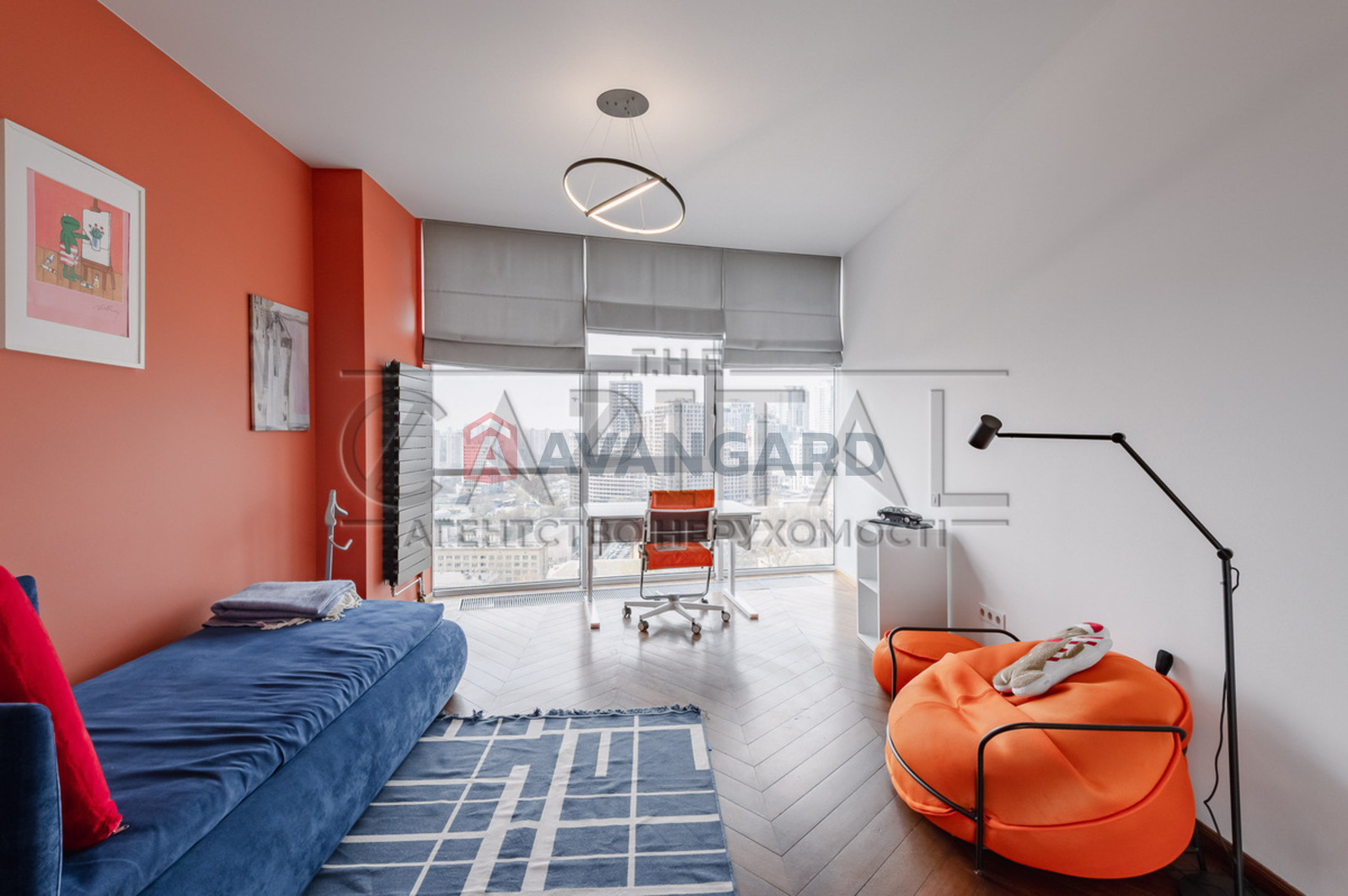 4 ��. ��������, 160/80/40 ��. �., 8/25 ������ ���� 11