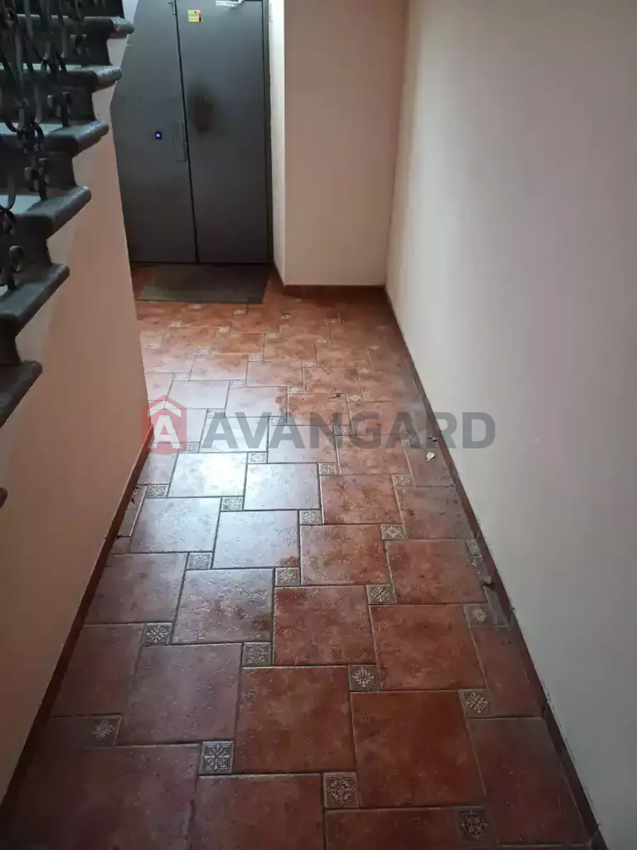 2 ��. ��������, 55/30/8 ��. �., 1/3 ������ ���� 12