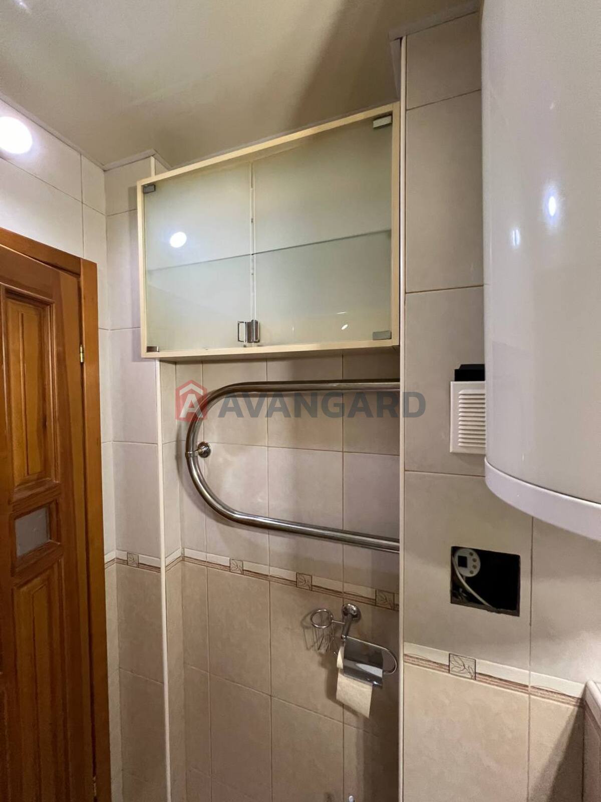 3 ��. ��������, 69/-/9 ��. �., 2/9 ������ ���� 17