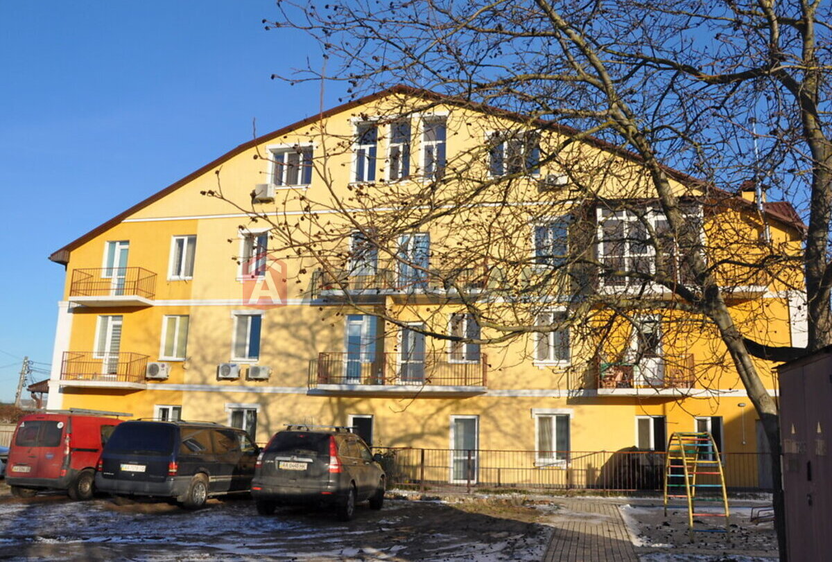 1 ��. ��������, 37/17/9 ��. �., 1/3 ������ ���� 3