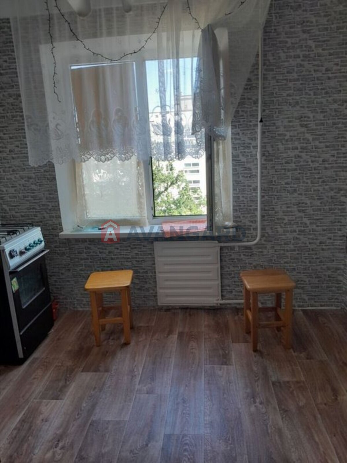 2 . , 51/-/7 . ., 8/9   1