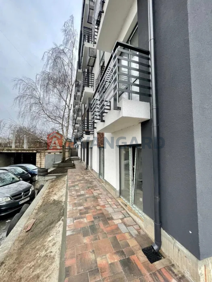 1 ��. ��������, 46/-/5 ��. �., 2/4 ������ ���� 11