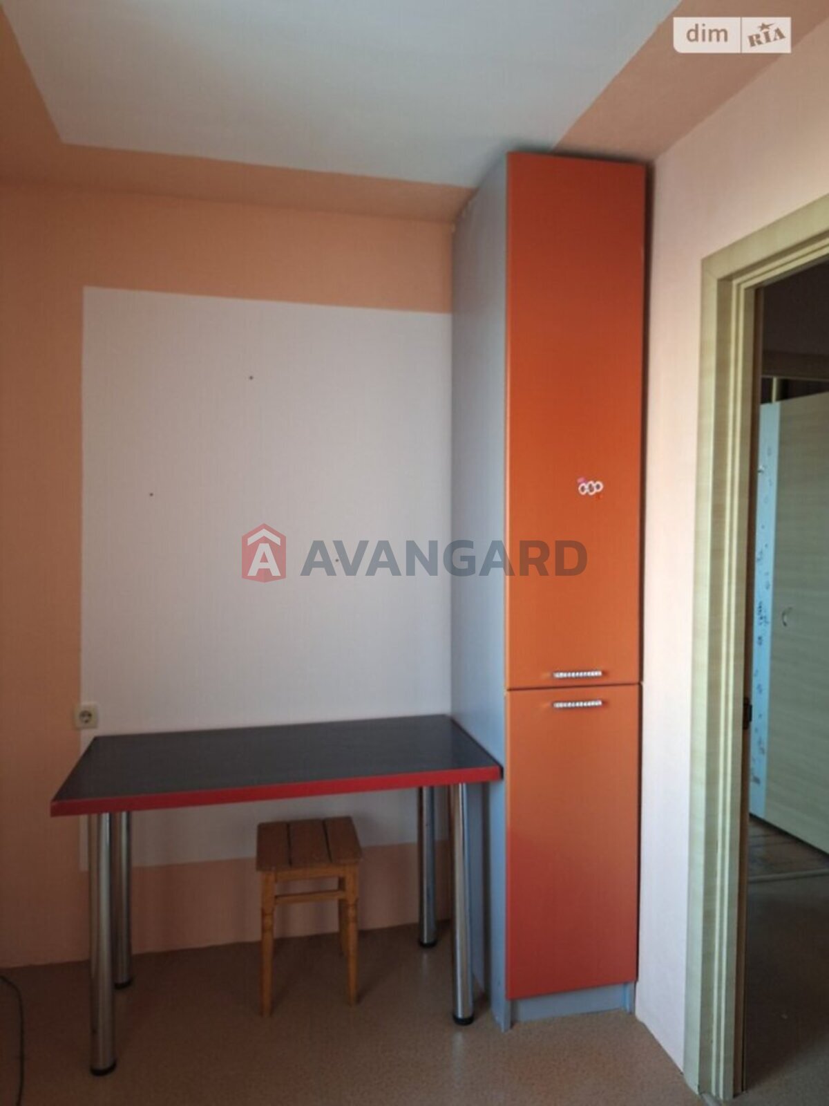 1 ��. ��������, 28/14/6 ��. �., 5/10 ������ ���� 2