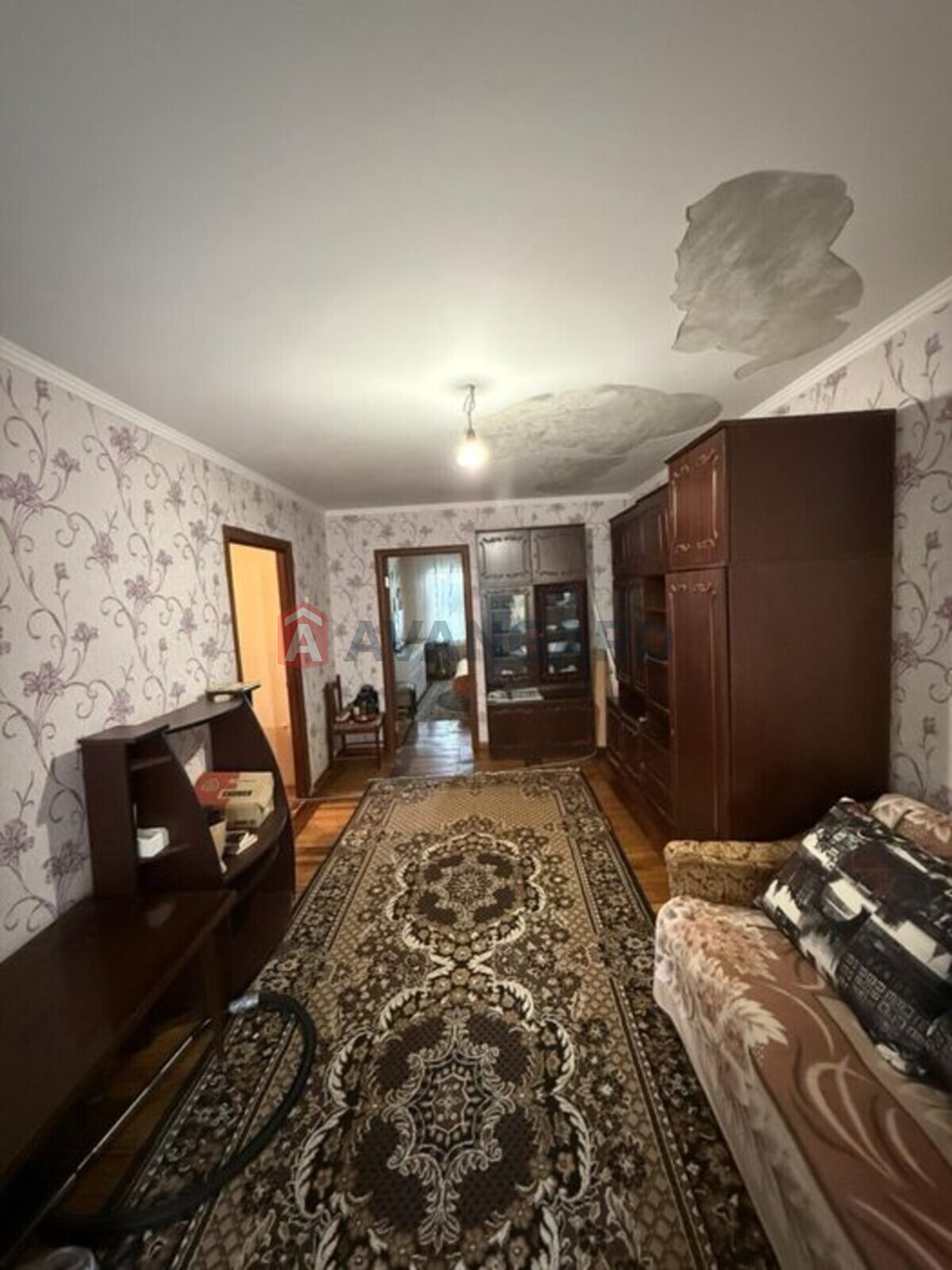 3 ��. ��������, 68/-/14 ��. �., 1/9 ������ ���� 5