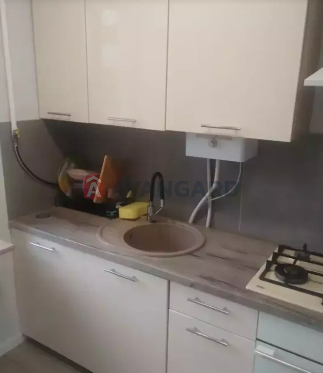 2 ��. ��������, 46/26/5 ��. �., 2/3 ������ ���� 13