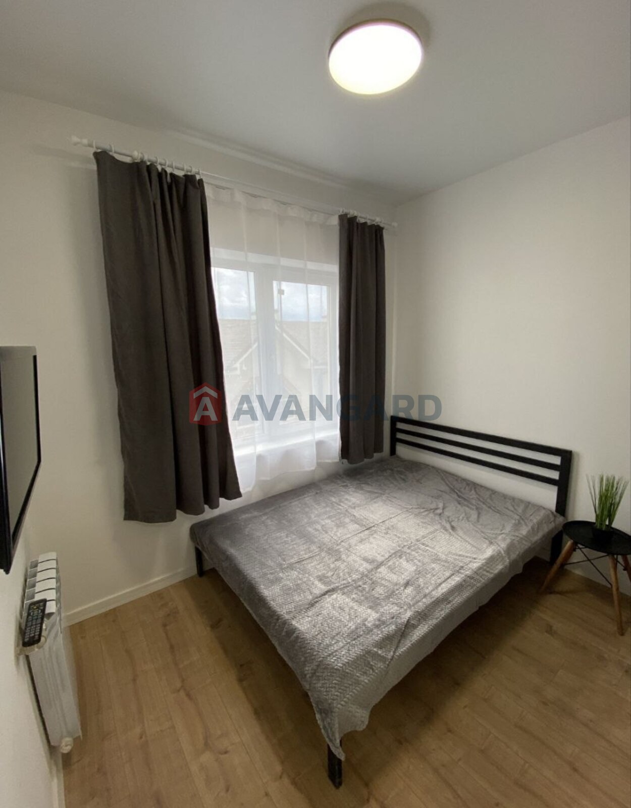 1 ����. ��������, 25/-/13 ��. �., 2/5 ���� ���� 12