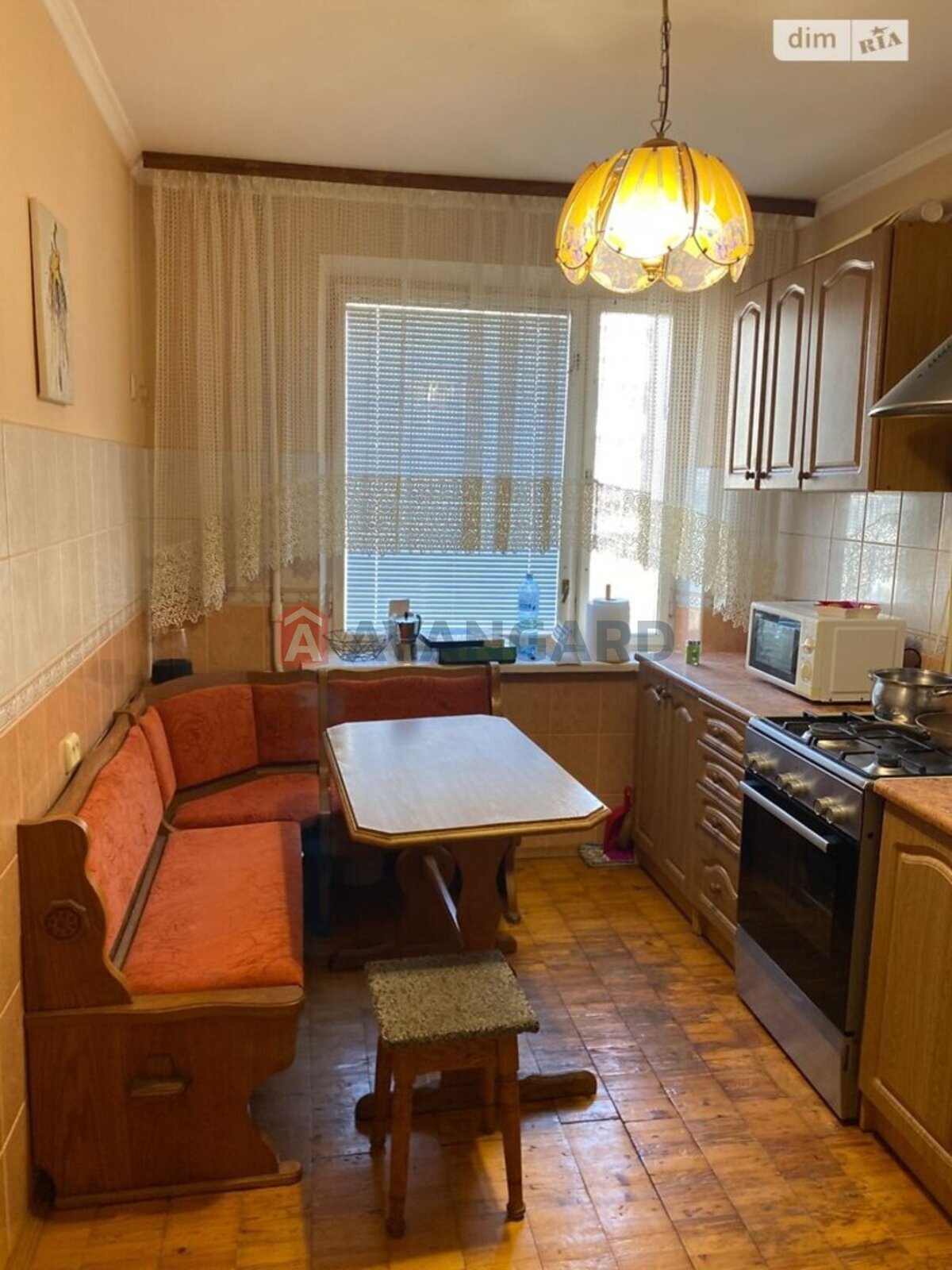 3 ��. ��������, 61/36/9 ��. �., 5/9 ������ ���� 2